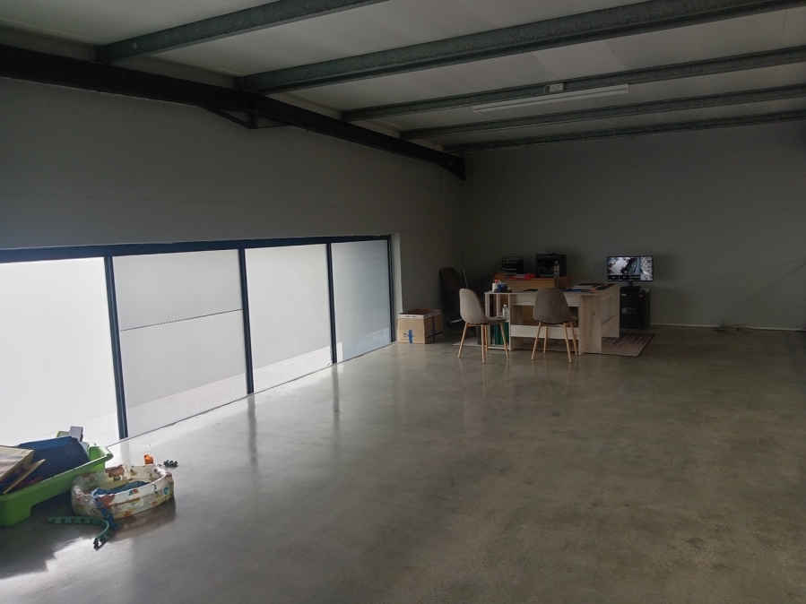 To Let commercial Property for Rent in Olifantskop Western Cape
